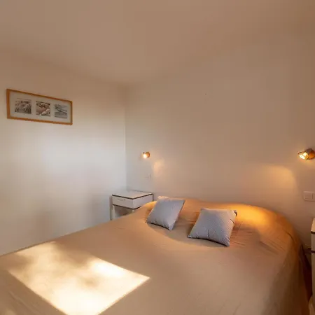 Apartment Mont Des Oiseaux By Interhome Hyeres